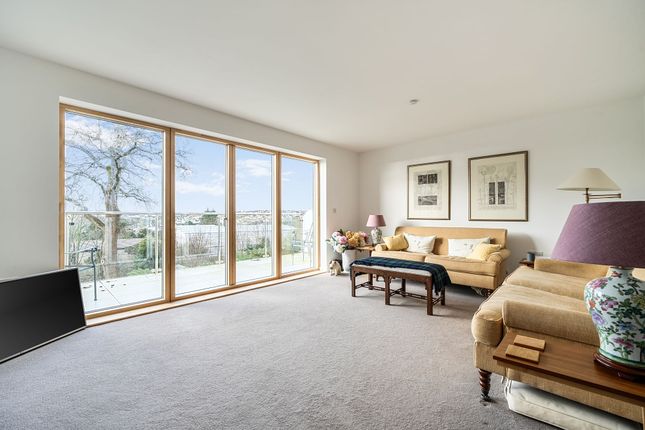 1 The Palms Tresahar Road, Falmouth photo 4
