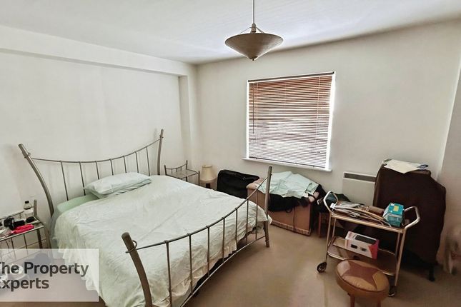 237, Albert Road, Devon, PL2 photo 4