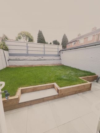 Property to rent in Eve Lane, Dudley