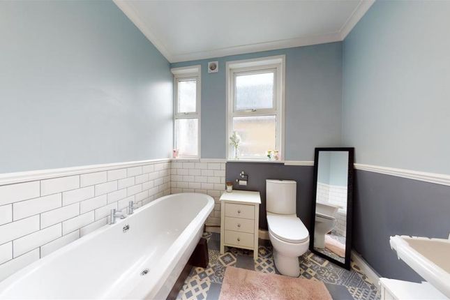 Flat 1, Woodstock, 101 Canterbury Road, Herne Bay photo 5