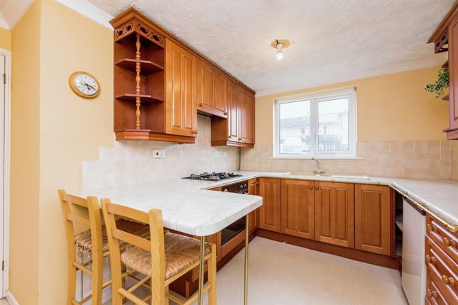 Semi-detached house for sale in Yorksand Road, Fazeley, Tamworth