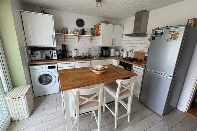 23, Moorhen Close, Walsall photo 5