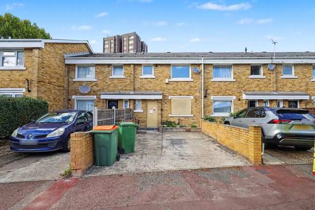 3-bed terraced on London, £340,000