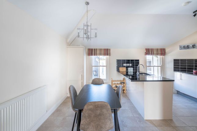 5 Deganwy Castle Apts Station Road, Deganwy, Conwy photo 4