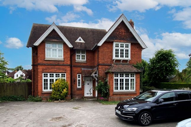 105b Slough Road, Slough photo 4