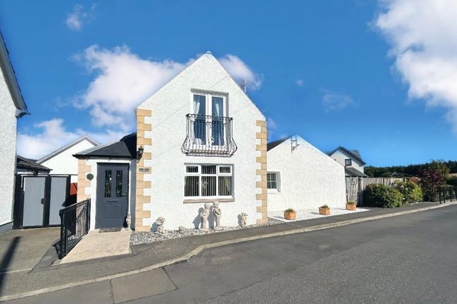 Thumbnail Terraced house for sale in Hillhead Farn Steadings, Stirling