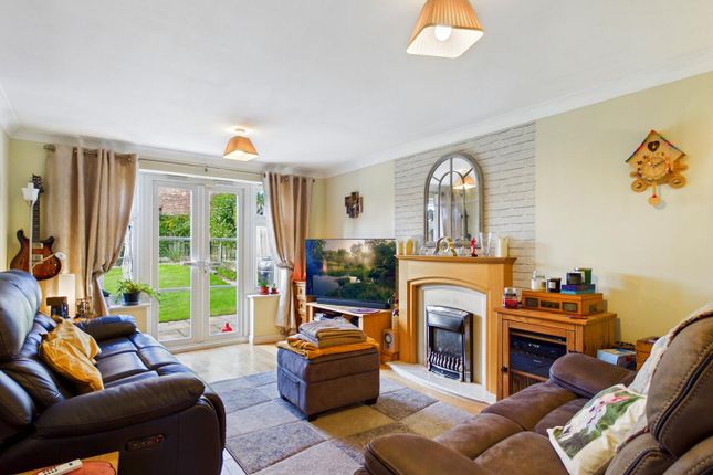 14, Earls Chase, Pontefract photo 4