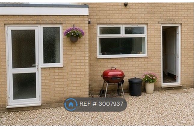 Angrove Close, Yarm photo 4