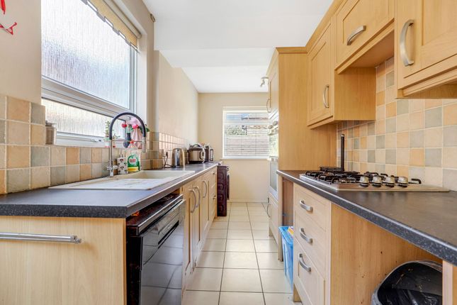 6 Stanhome Drive, Nottingham photo 4