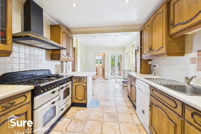 36, Hobbs Hill Road, Hemel Hempstead photo 4