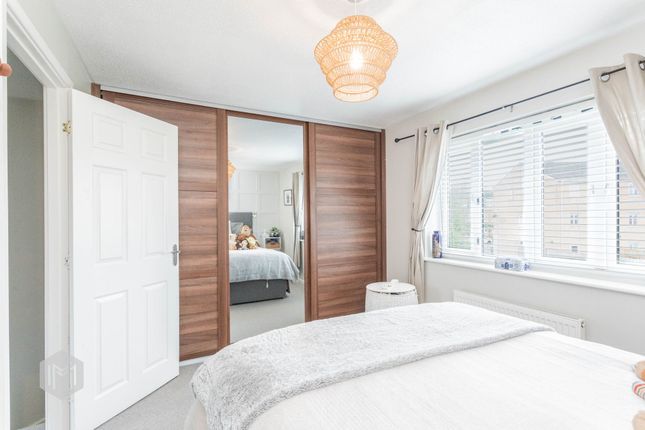 77 Butterwick Fields, Bolton photo 3