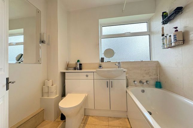 71, Elleray Court, Ash Vale photo 5