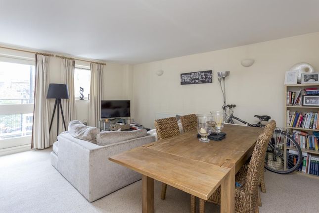 Thumbnail Flat to rent in River House, Northfields, Putney, London