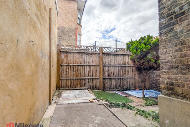 Flat 2 87, Fairview Road, Greater London photo 5