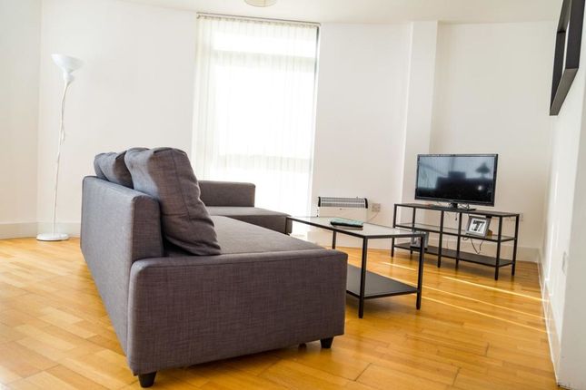 Flat to rent in Kent Street, Liverpool