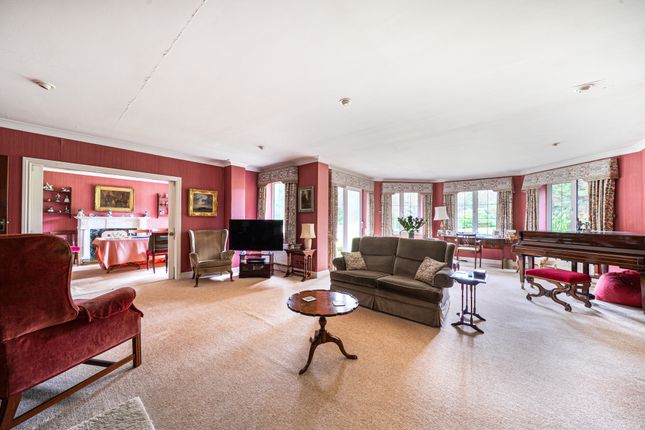 Brook House, Templewood Lane, Farnham Common photo 4