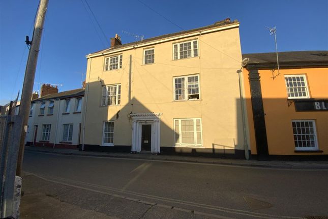 Thumbnail Flat to rent in Torrington Street, Bideford