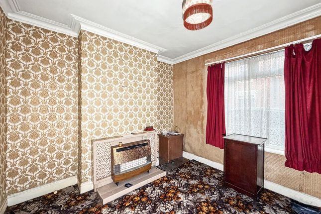 11, Peacock Avenue, Salford photo 2