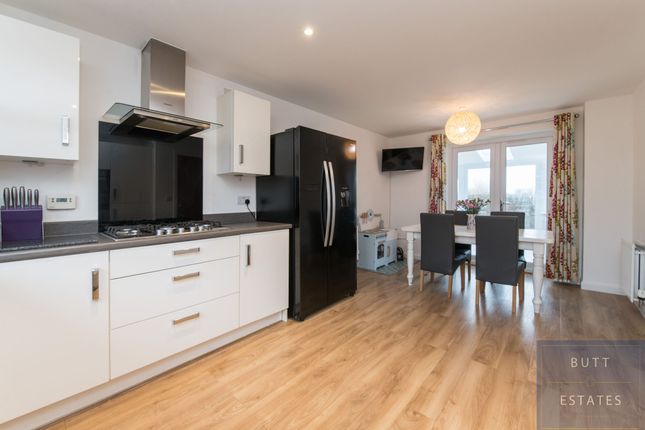 45 Sentrys Orchard, Exeter photo 4