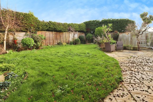 46, Cosmeston Drive, Penarth photo 2
