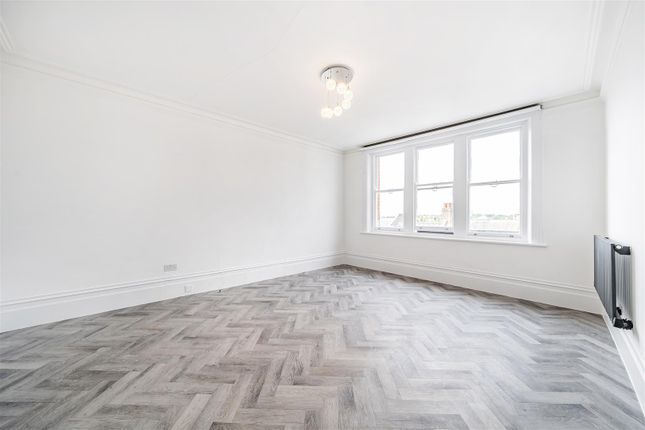 Flat for sale in Hilltop Road, West Hampstead