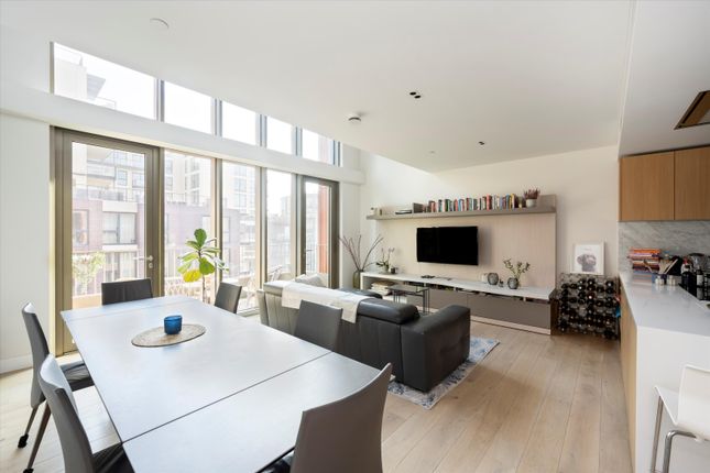 Thumbnail Flat for sale in Tapestry, Canal Reach, King's Cross, London