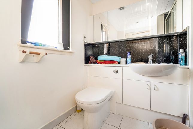 Flat for sale in Imlach Place, Motherwell