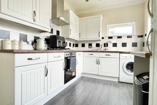 41, Nalla Gardens, Chelmsford photo 3