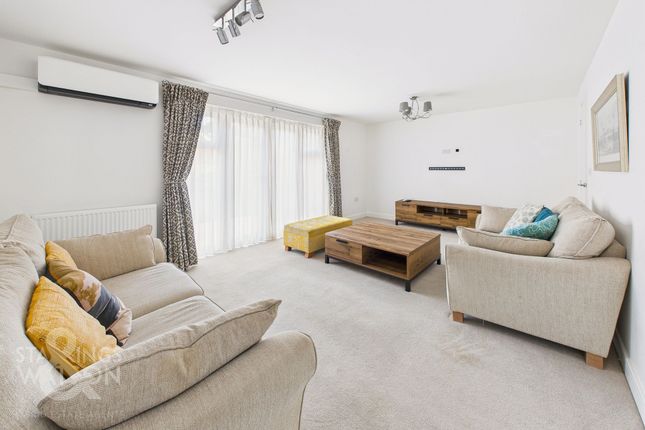 53 Britannia Way, Norwich photo 2