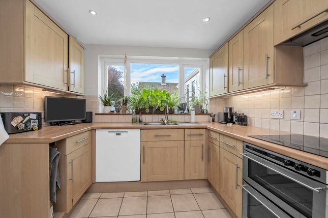9, Mill View, Newmarket photo 2