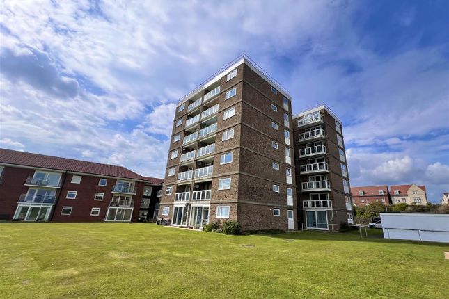 Flat for sale in Sutton Place, Bexhill-On-Sea