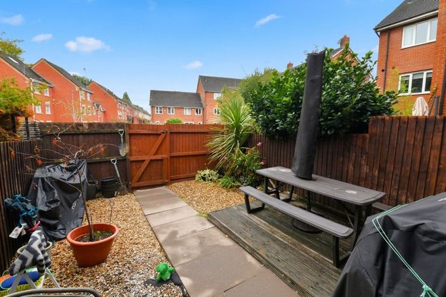 114 Nell Lane, Manchester photo 3