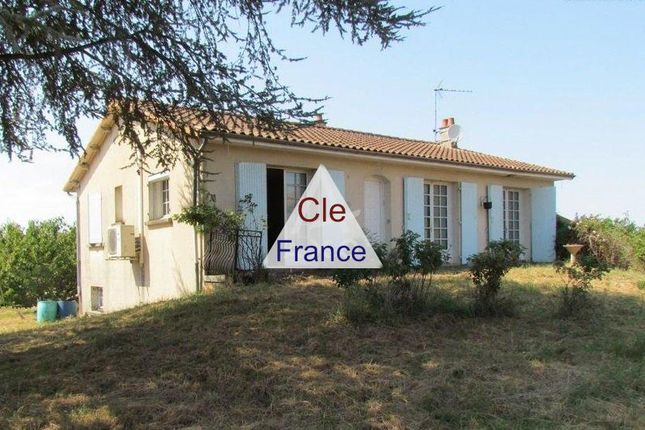 Detached house for sale in Barro, Poitou-Charentes, 16700, France