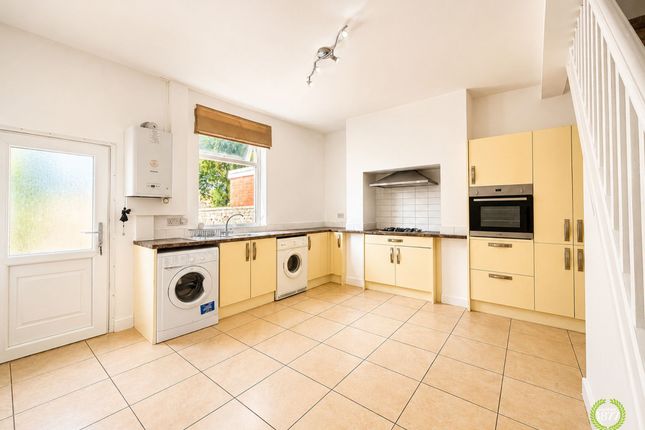 9 Sutton Street, Blackburn photo 2