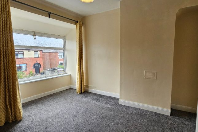 37 Mayfield Road, Chorley photo 5