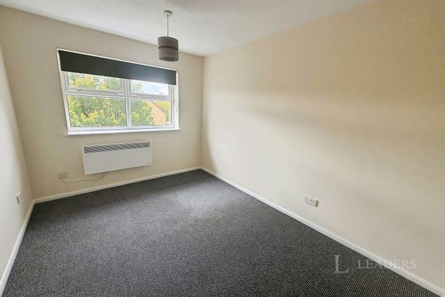 Blackthorn Close, Cambridge photo 4