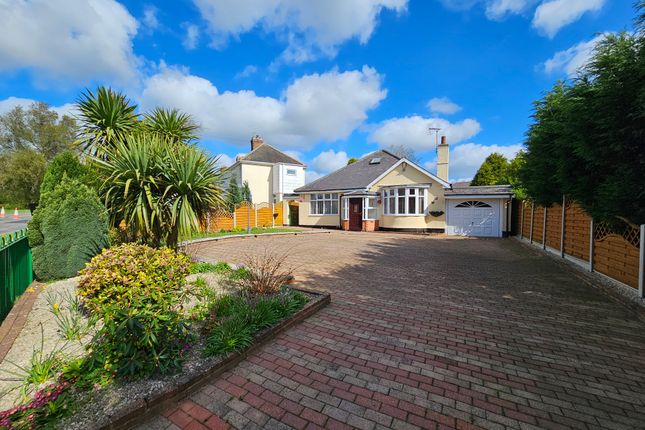 Thumbnail Bungalow for sale in Markfield Road, Ratby, Leicester