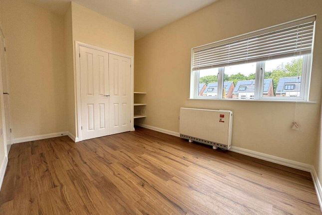 27c, Rowner Road, Gosport photo 2