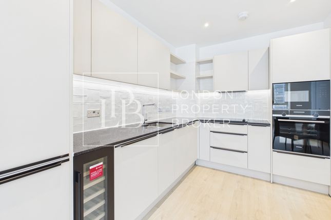 Flat 603 Burrell House 4, Langham Grove, London photo 4