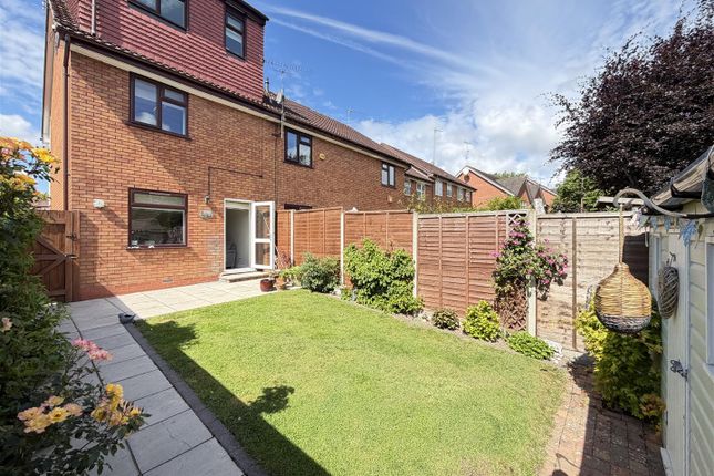 27, Wavytree Close, Warwick photo 2