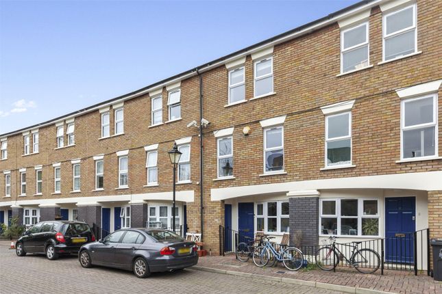 Thumbnail Terraced house for sale in Chester Crescent, London