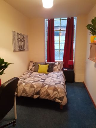 Thumbnail Shared accommodation to rent in Russell Street, Nottingham