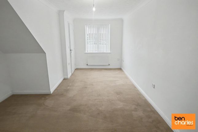 2, Balmoral Drive, Durham photo 3
