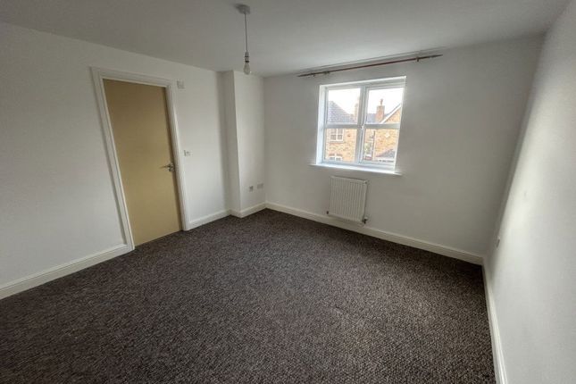 55, Willow Gardens, Sutton In Ashfield photo 4