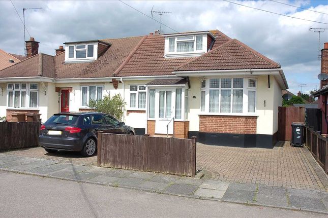Thumbnail Bungalow for sale in Burnside Crescent, Broomfield, Chelmsford