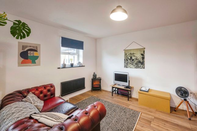 Flat for sale in Mallard Chase, Doncaster, South Yorkshire
