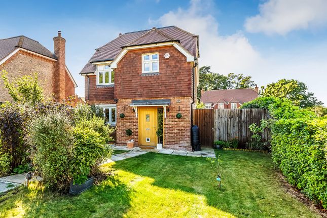 Thumbnail Detached house for sale in Stick Hill, Edenbridge