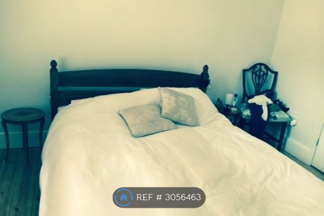 Flat, Queensbridge Road, London photo 4