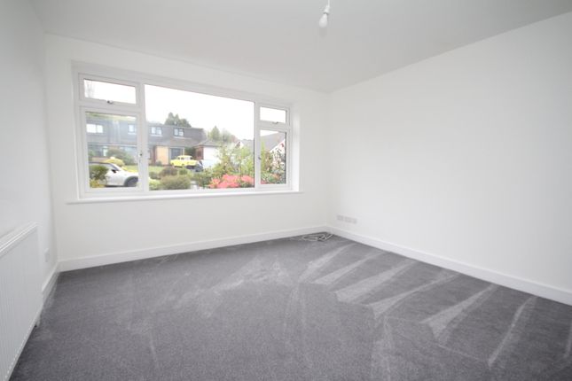 26, Hillside Avenue, Bromley Cross, Bolton, Greater Manchester photo 3