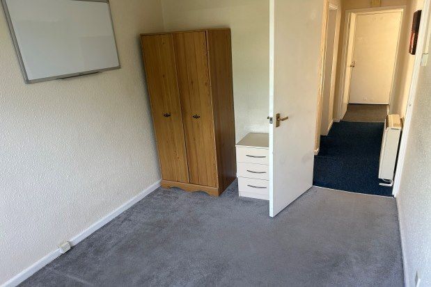 Flat to rent in Hickory Drive, Birmingham